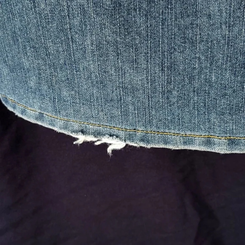 Calvin Klein Low Rise Flared Jeans - Picture 7 of 8